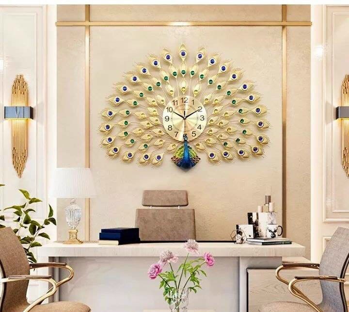 đồng hồ treo tường chim công phong thủy